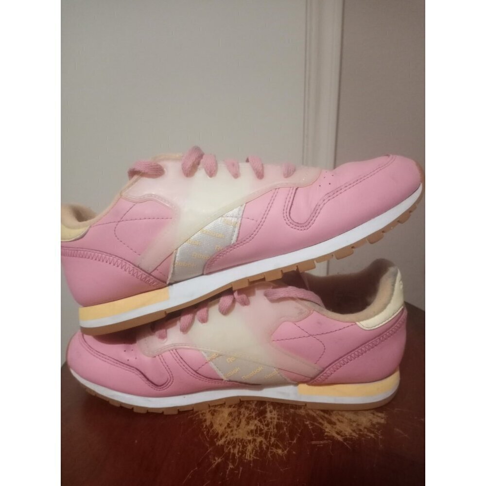 Reebok Classic 1983 DV5245 Mens Leather Athletic Shoes Pink Desert Glow Size 7 - Picture 14 of 15